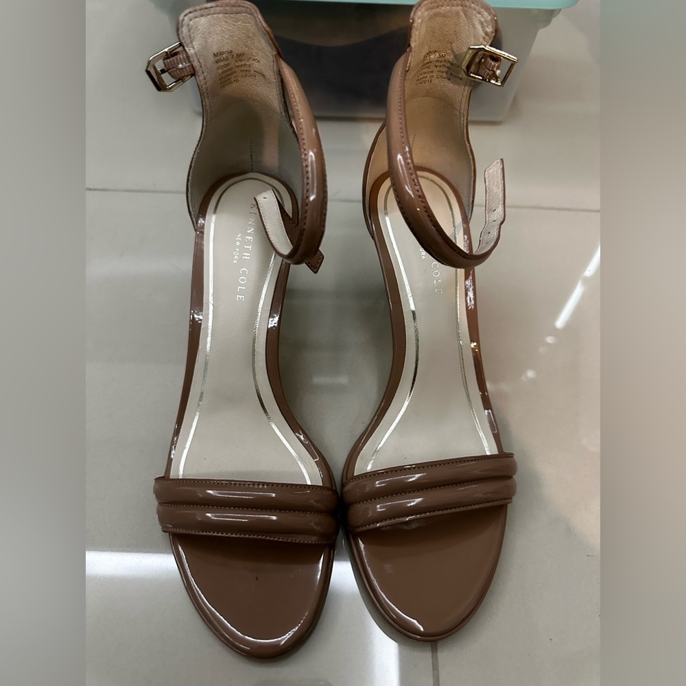 Kenneth Cole heels
